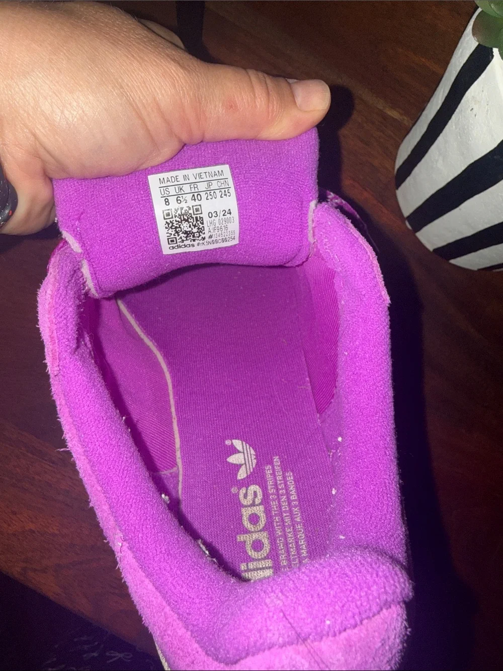 Adidas Campus 00s sneakers in the Purple Burst women’s size 8